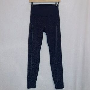 Decathlon Black Printed High Waisted Athletic Ankle Length Leggings size 28